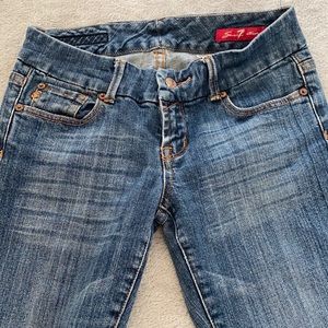 Women Seven7 blue jeans